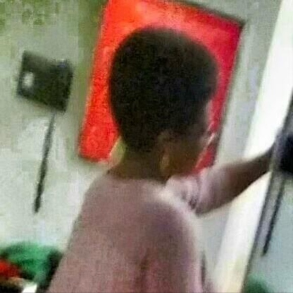 Meet your Posher, Chris - Picture 1 of 1